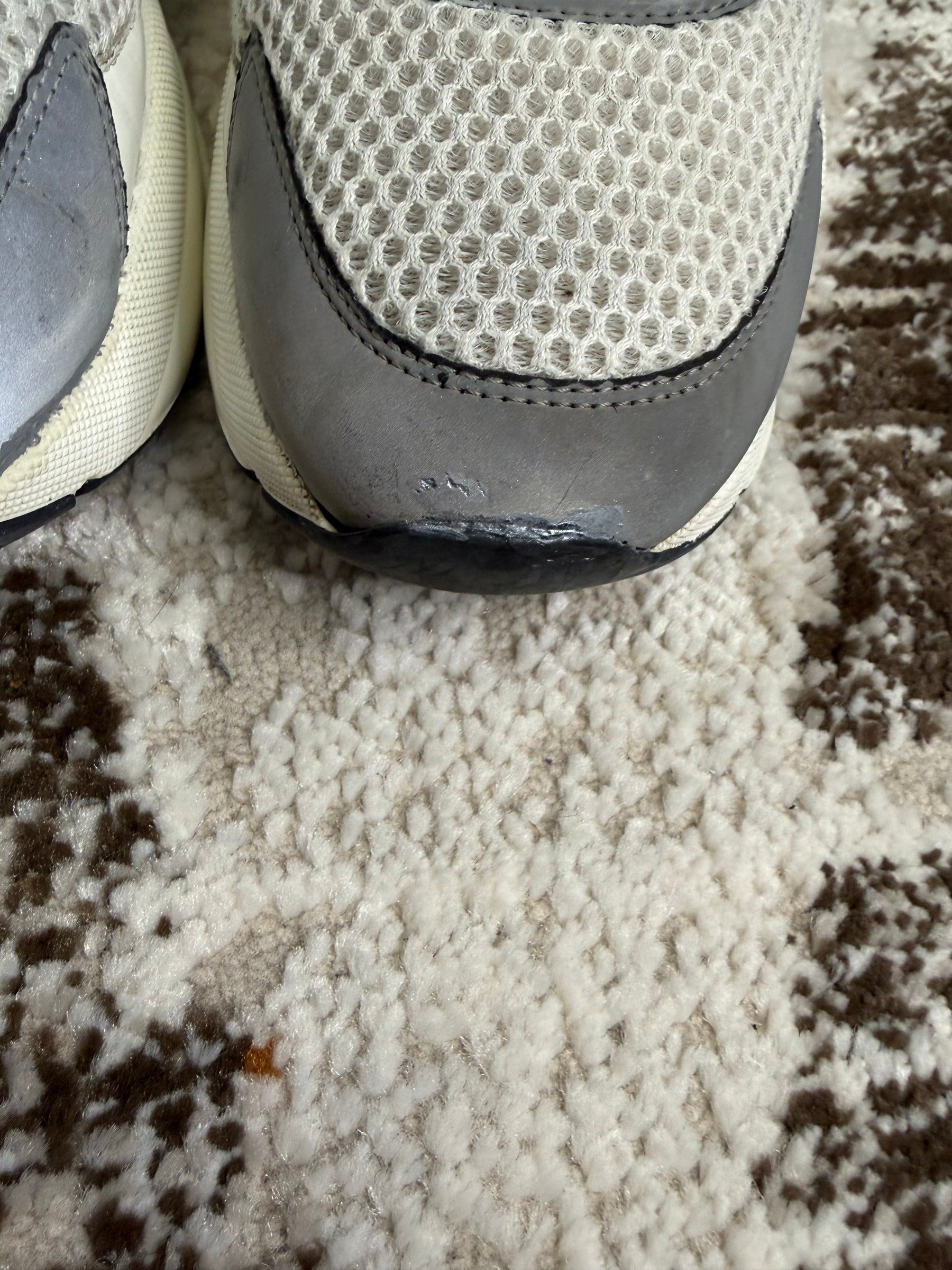 Dior B22 Trainers EU44 UK10 - Triple White - Budget Pair with Damage