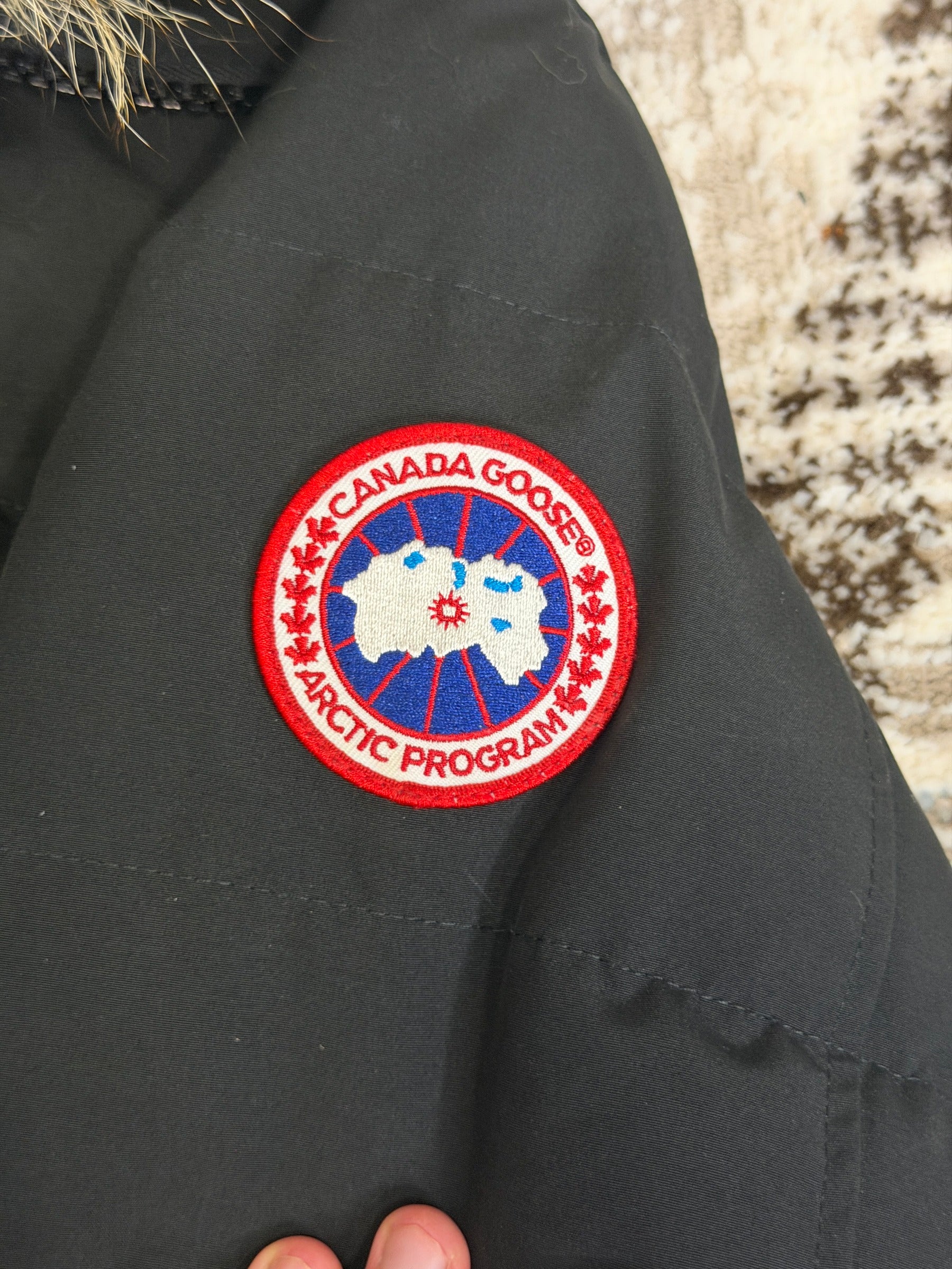 Canada Goose Carson Parka Mens Large - With Original Fur - Rare