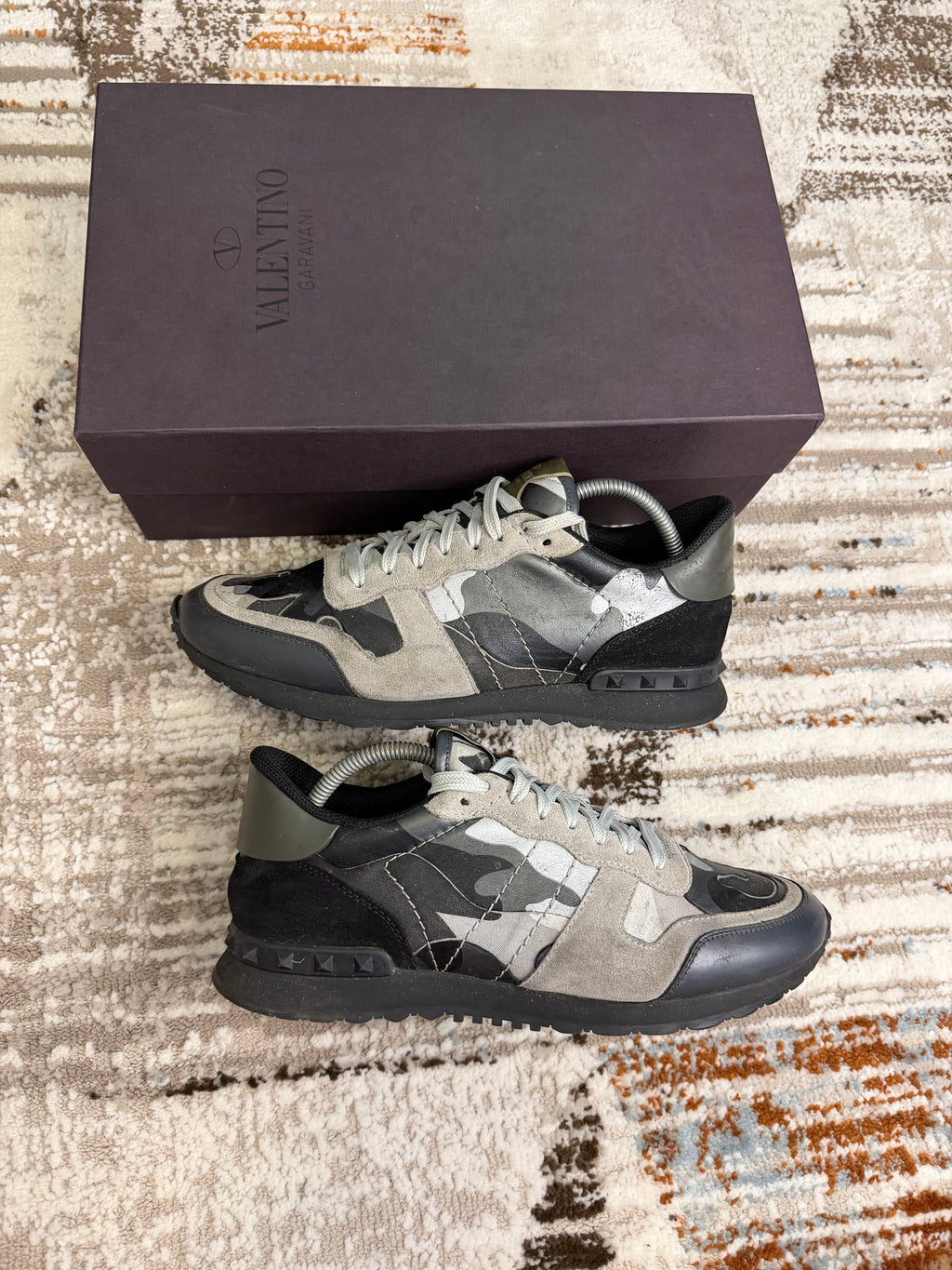 Valentino Garavani Rockrunner Trainers EU42.5 UK8.5 - Grey - Full Set