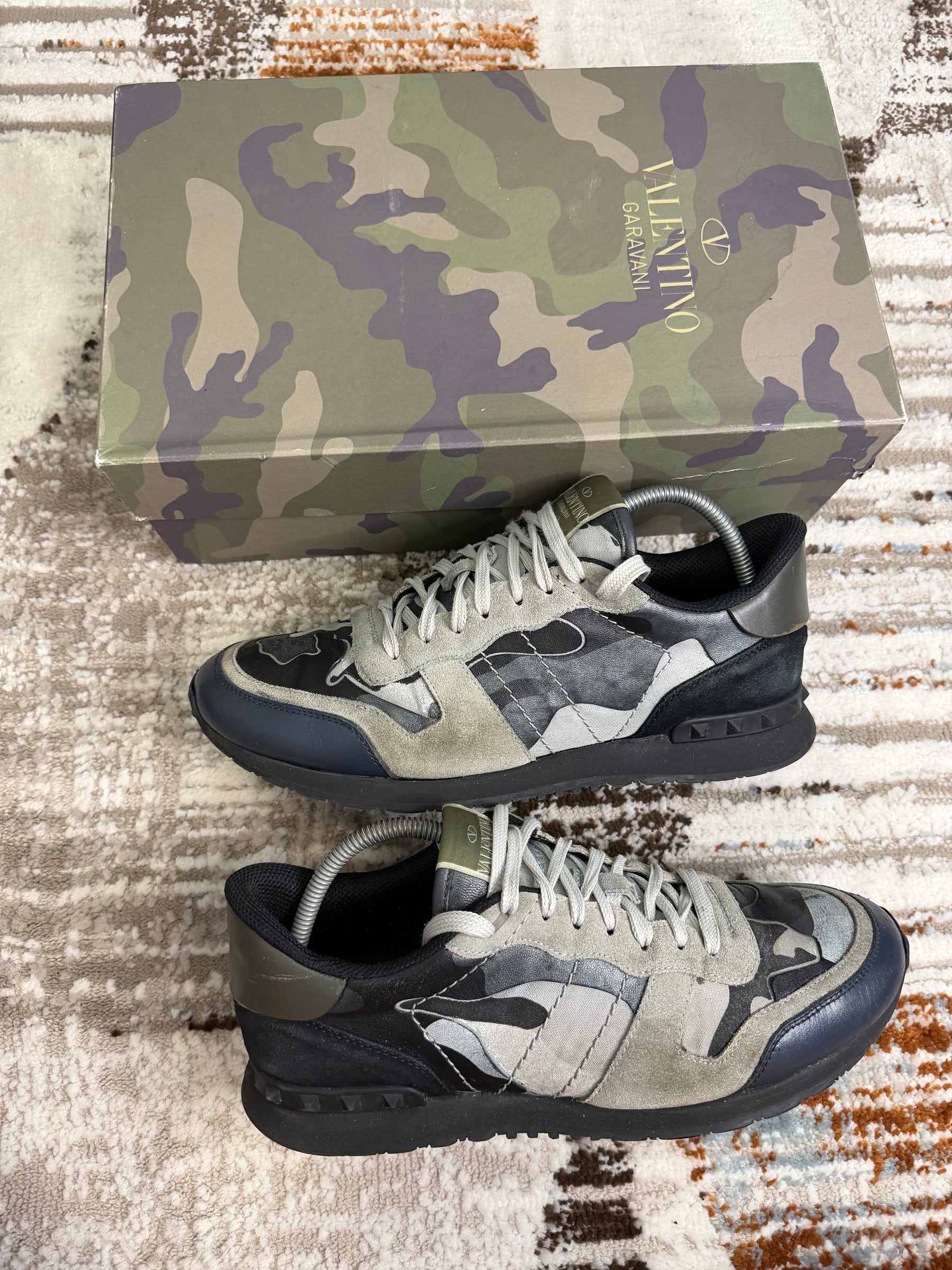 Valentino Garavani Rockrunner Trainers EU43 UK9 - Grey - With Original Box