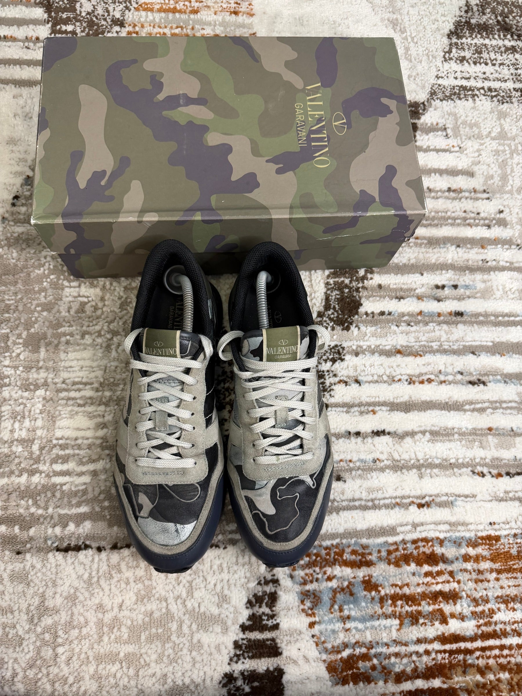 Valentino Garavani Rockrunner Trainers EU43 UK9 - Grey - With Original Box