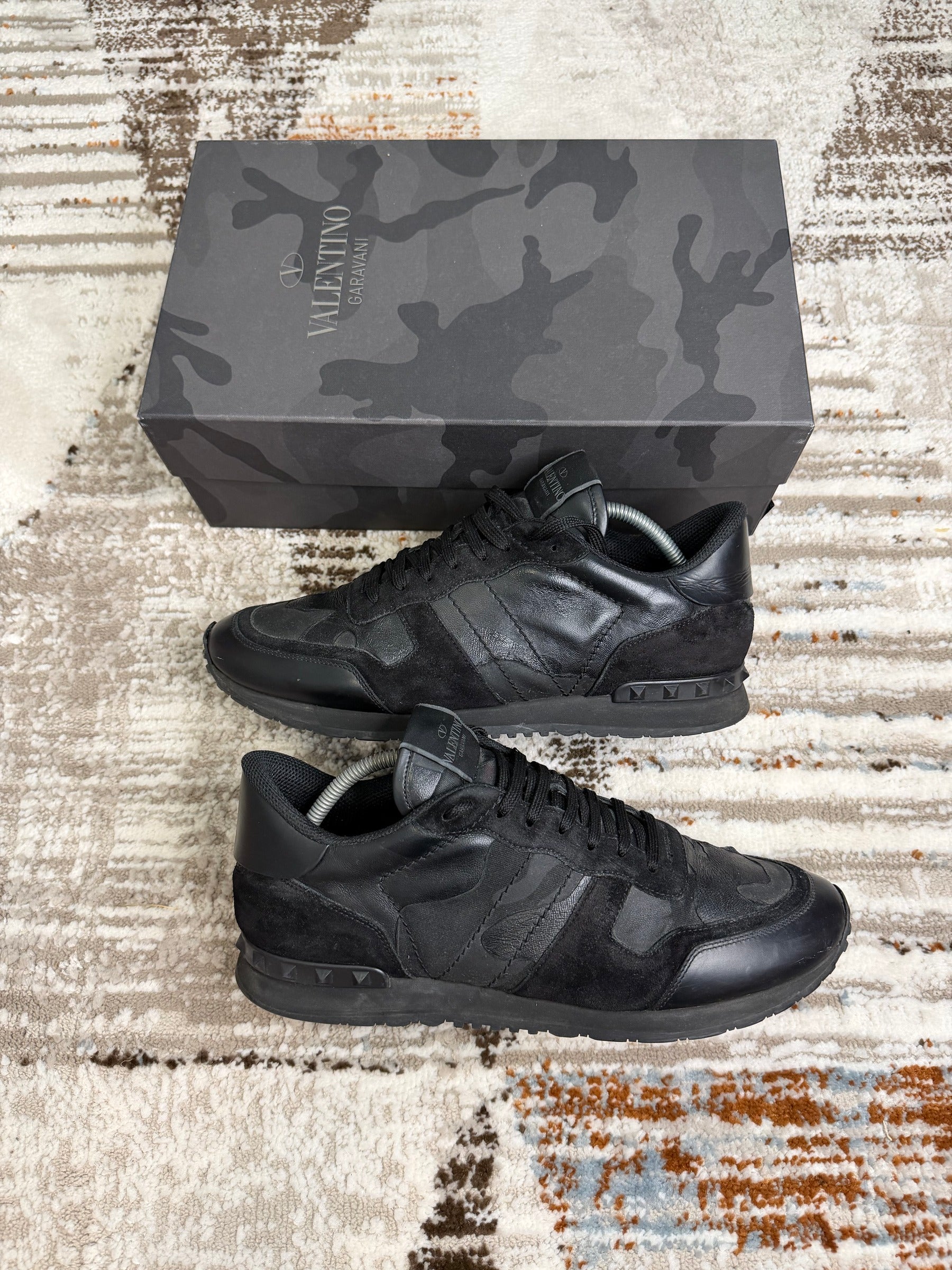 Valentino Garavani Rockrunner Trainers EU44 UK10 - Black - Full Set