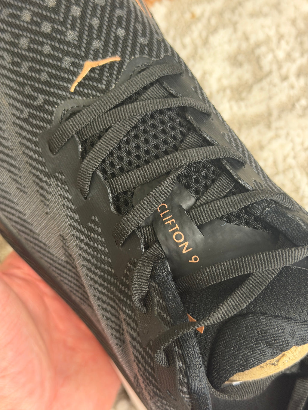 Hoka Clifton 9 Trainers UK9.5 - Black & Orange - Brand New