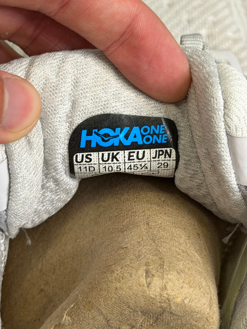 Hoka Clifton 9 Trainers UK10.5 - White & Yellow - Brand New