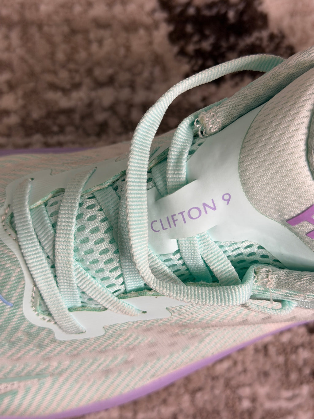 Hoka Clifton 9 Trainers UK9.5 - Mint & Purple - Brand New