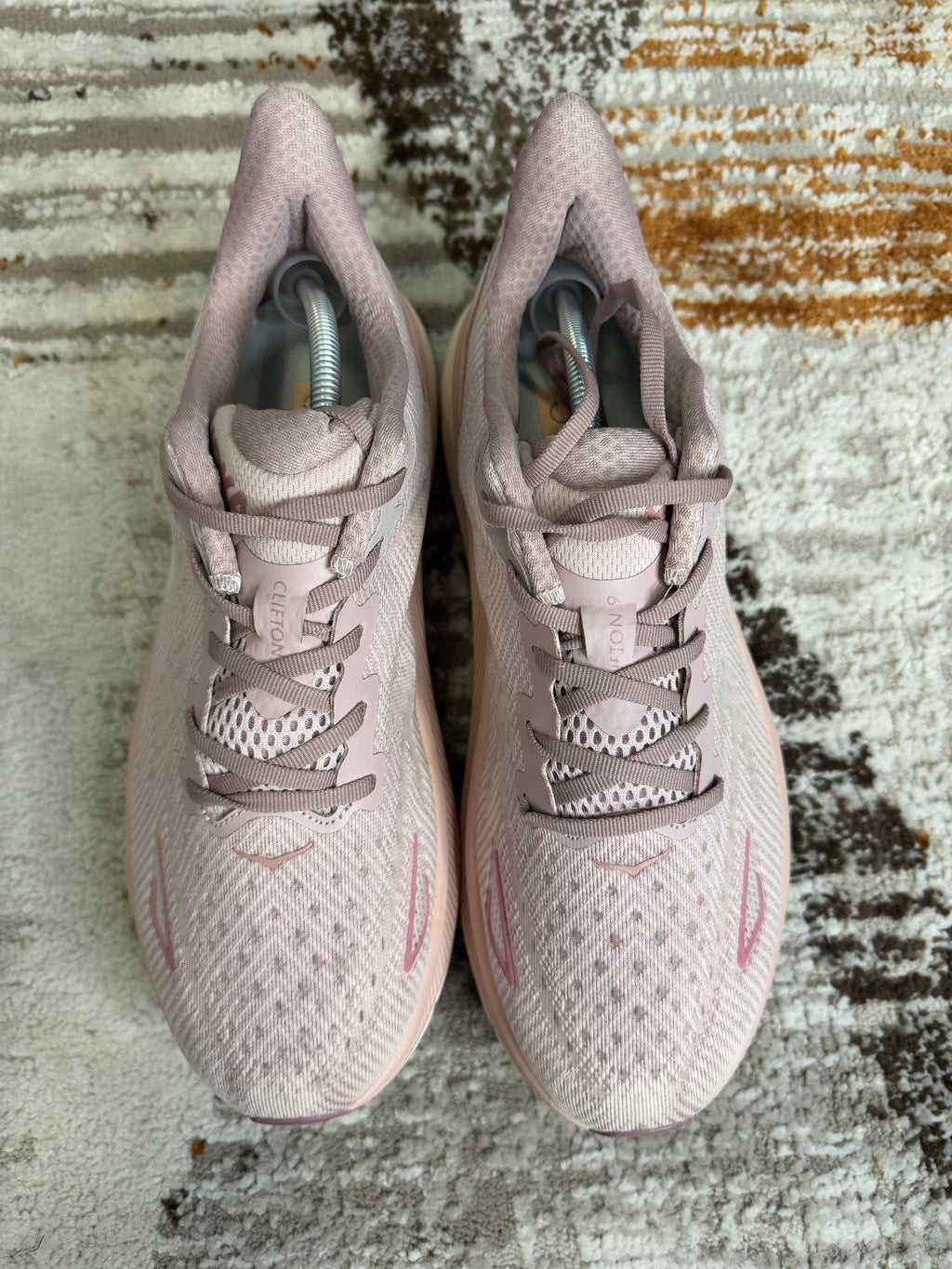 Hoka Clifton 9 Trainers UK9.5 - Pink - Brand New
