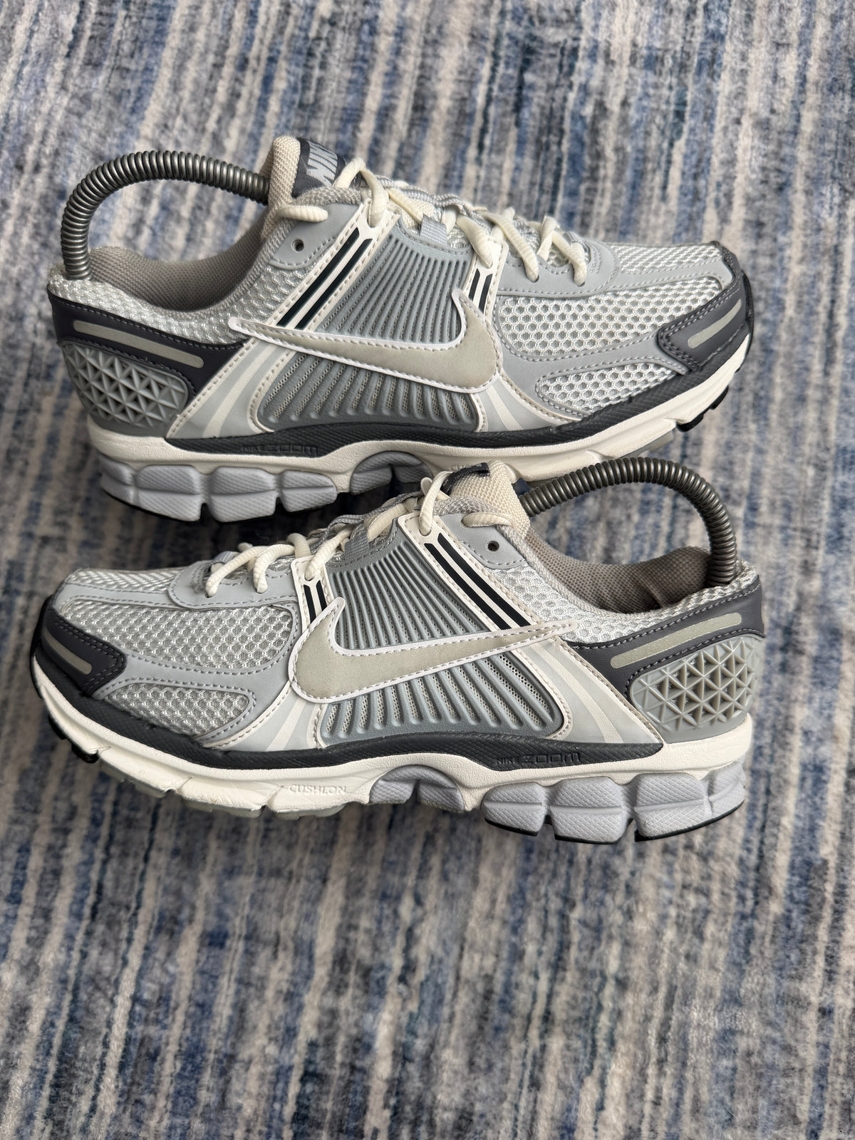 Nike Vomero 5 Womens Trainers UK 5 Excellent Condition