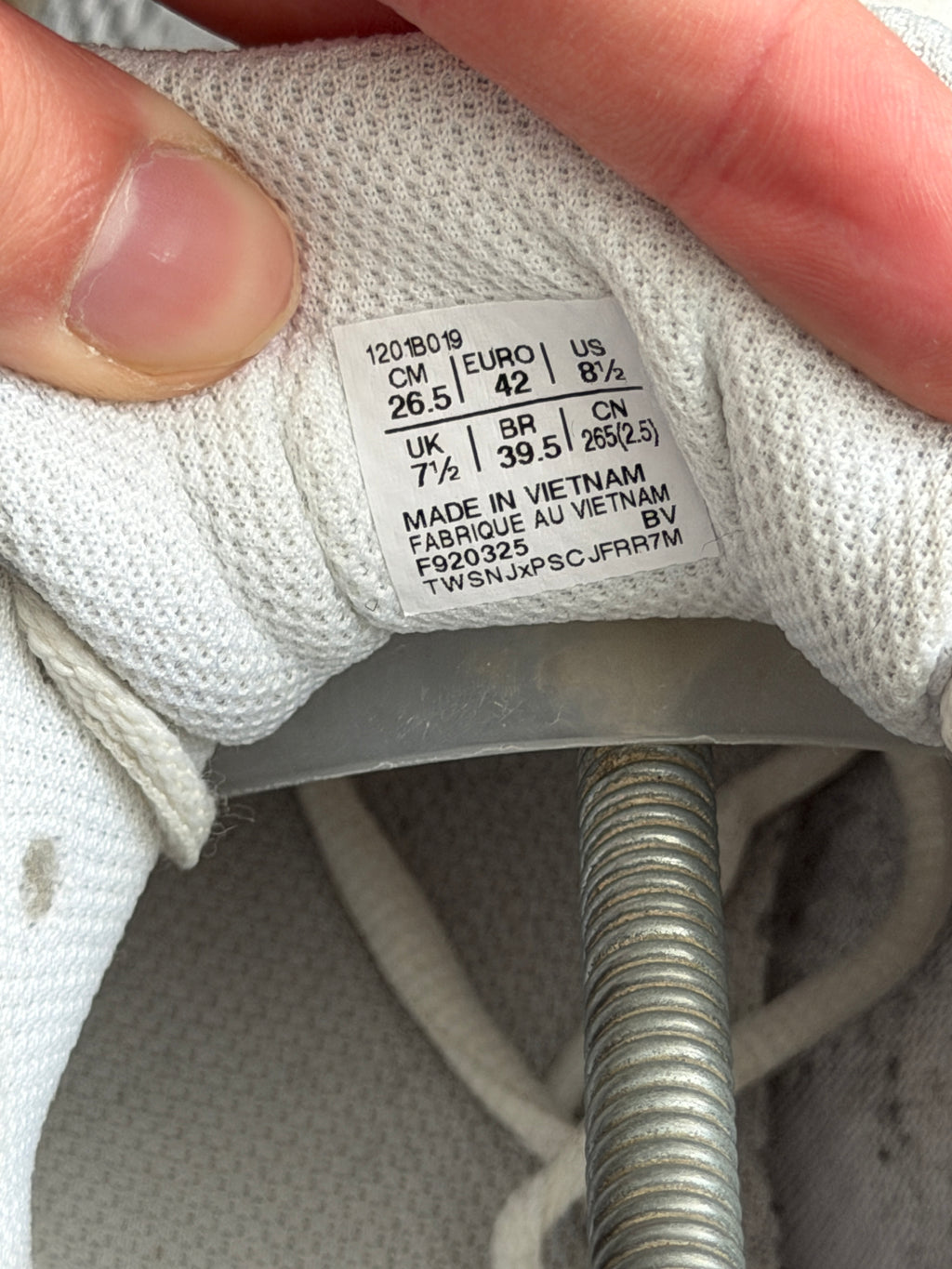 ASICS GEL-1130 White Trainers UK 7.5 With Box